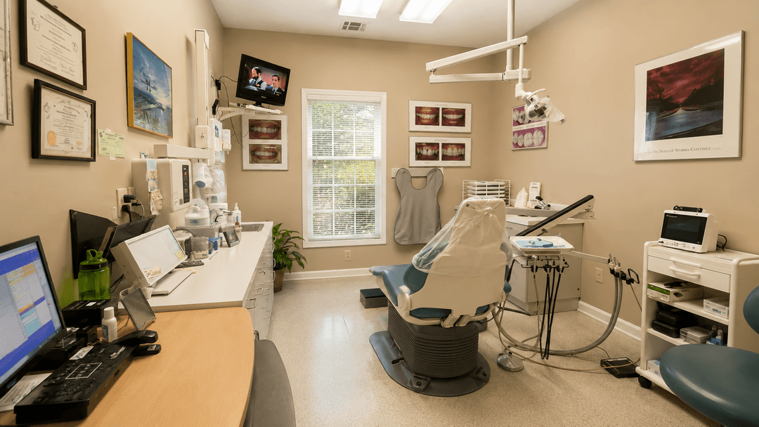 Treatment room at Magnolia Dental Roanoke on Airport Road NW